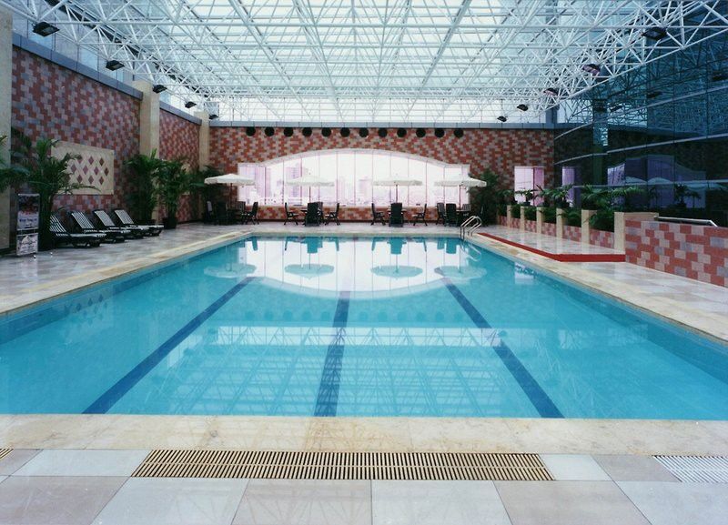 Holiday Pudong By Ihg Hotel 4*