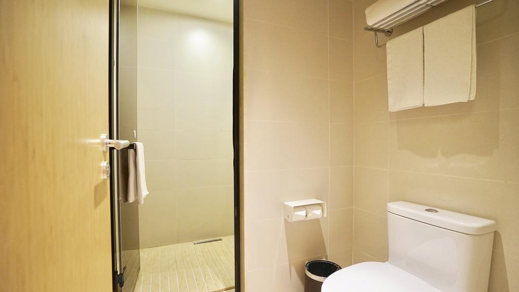 Ji Oriental Pearl Tower 4*