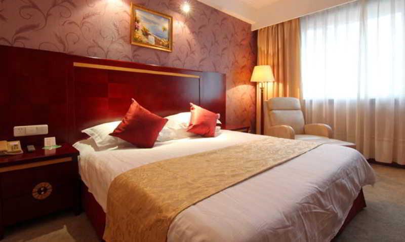Hotel East China 3*