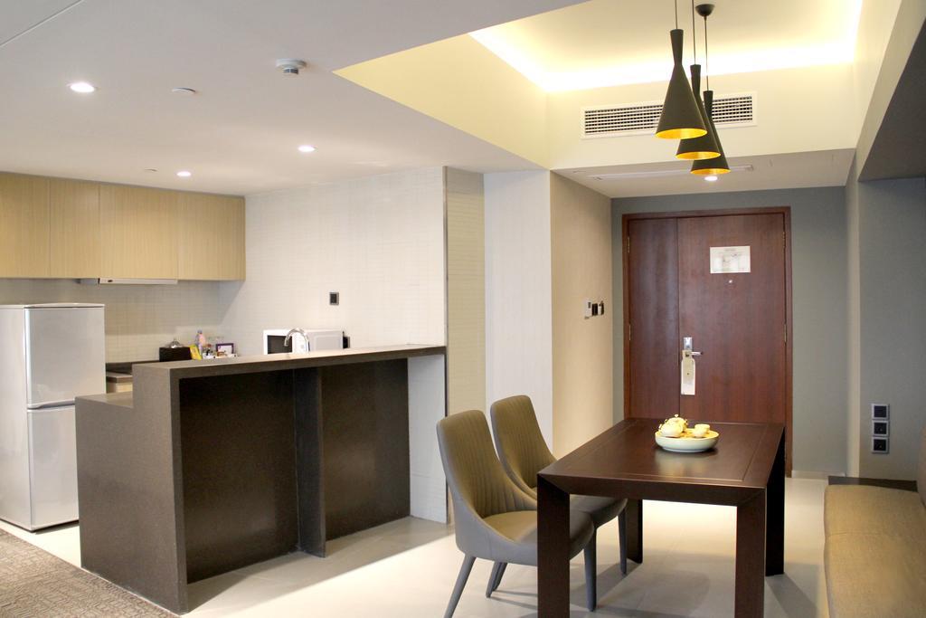 Grand Mercure Hongqiao Hotel 5*