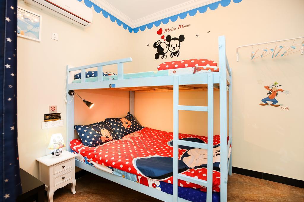 Yatai Park House Disneyland Branch *