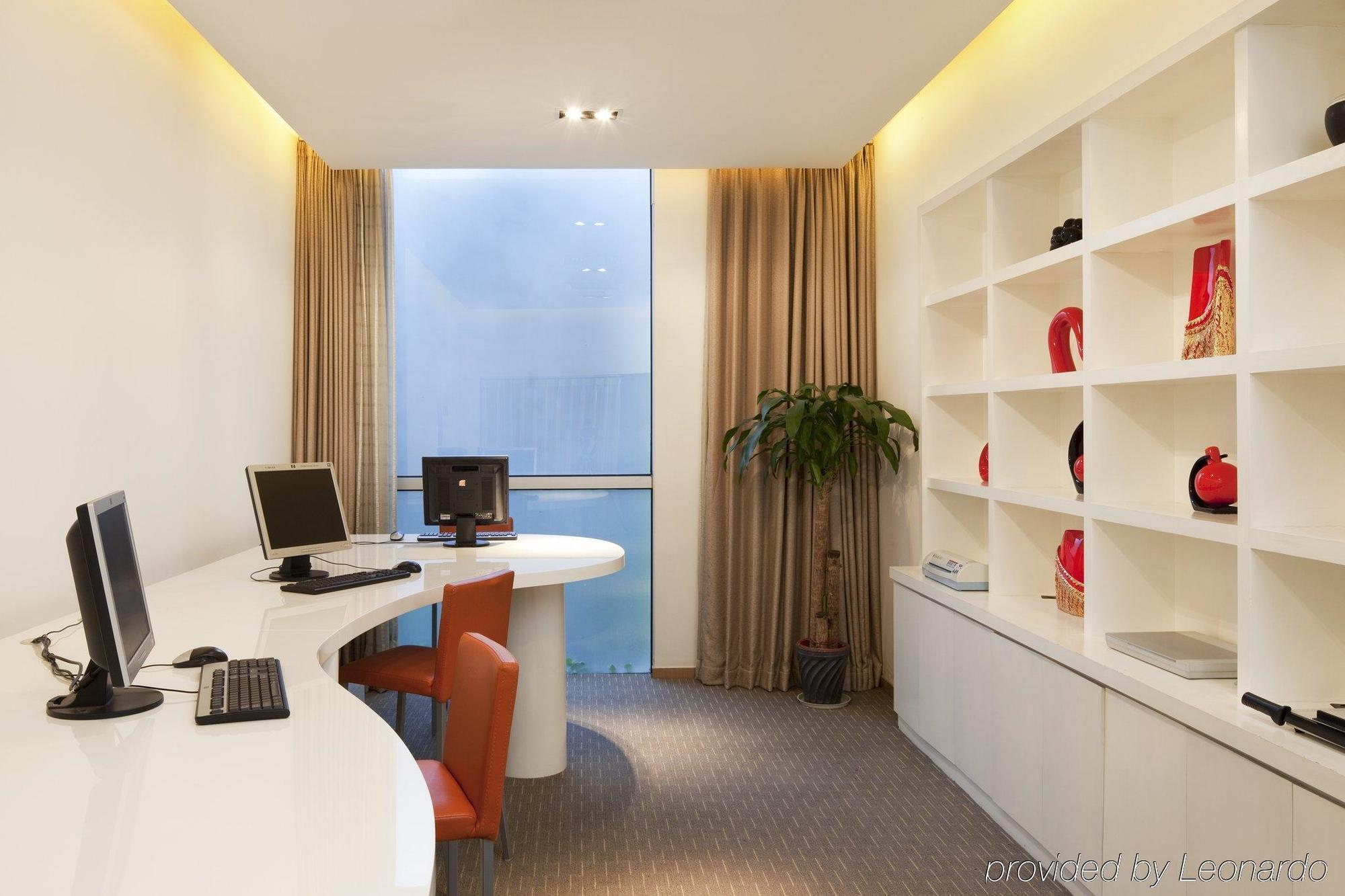 Express Meilong Khách sạn 3*