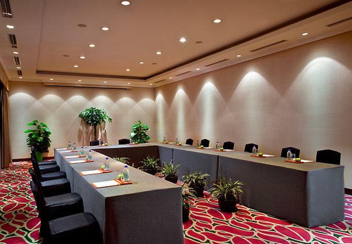 Courtyard By Marriott Pudong 4*