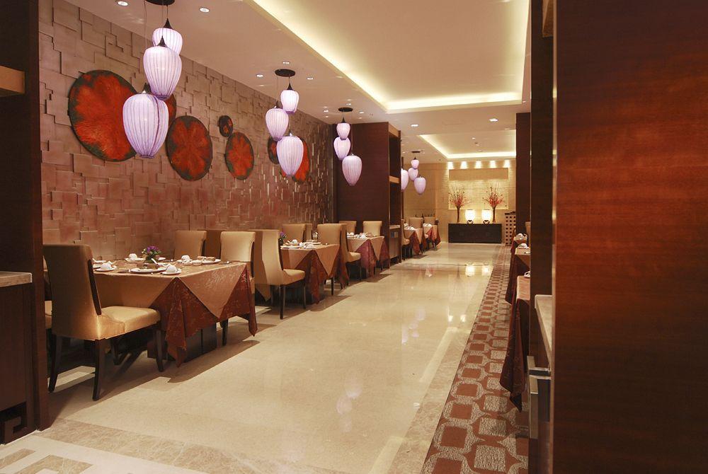 Hotel Howard Johnson Caida Plaza