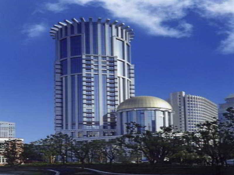 - Nanjing Road 4*