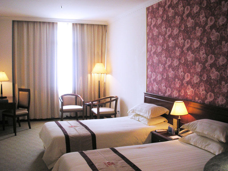 Airlines Travel Hotel（south Railway Station Branch) 4*
