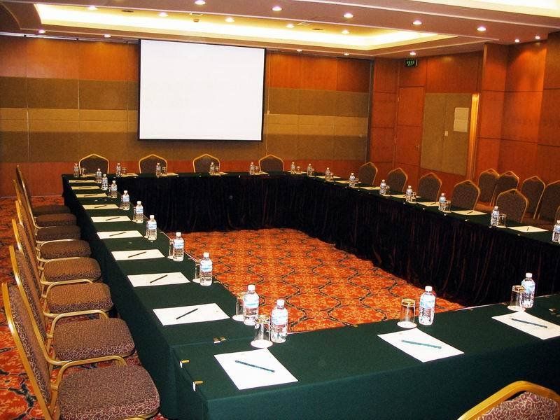 Airlines Travel Hotel（south Railway Station Branch) Hotel 4*