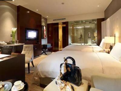 Royal International - Pudong International Airport Otel