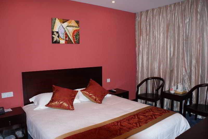 Khách sạn Good Dream Business Changning 3*