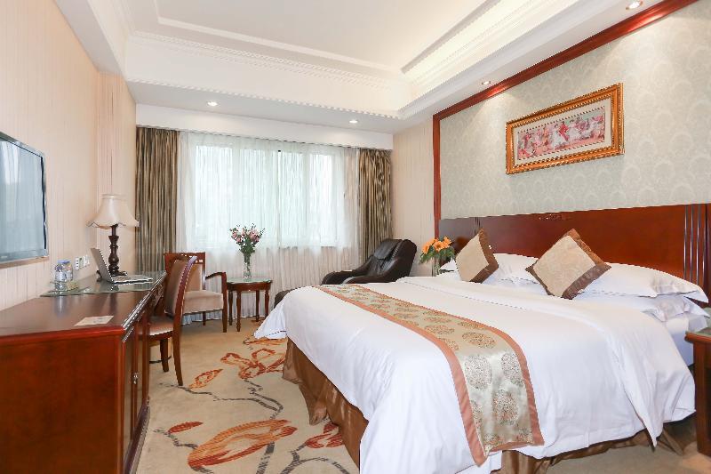Otel Vienna Hongqiao Airport Center