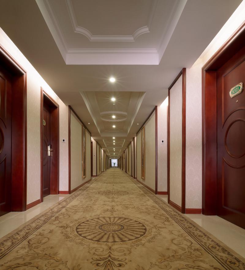 Vienna International Pudong Huinan Hotel