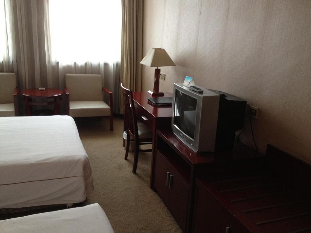 Piaoying Bund Hotel 3*
