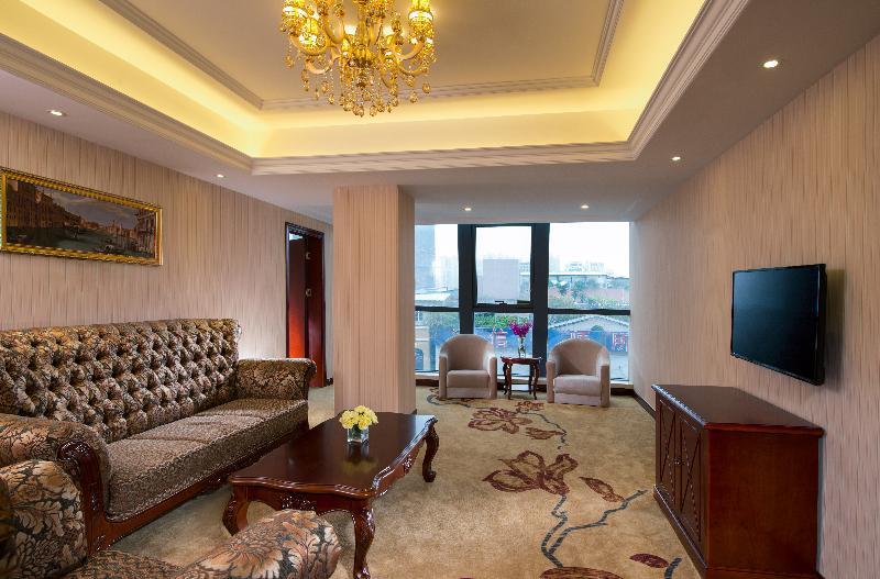 Vienna International Train Station Hotel