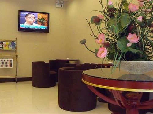 Hotel Greentree Dongming Road Subway Station Express Shanghai
