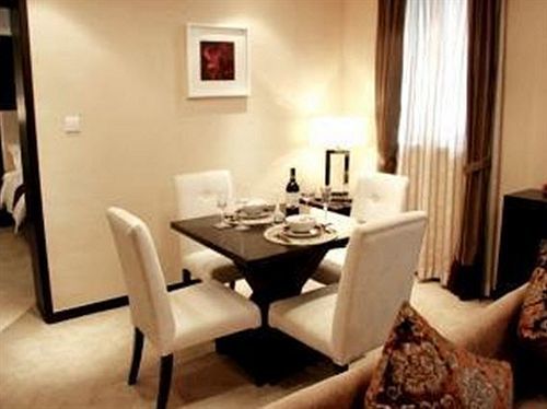 Lee Gardens Otel