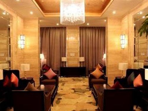 Otel Lee Gardens 4*
