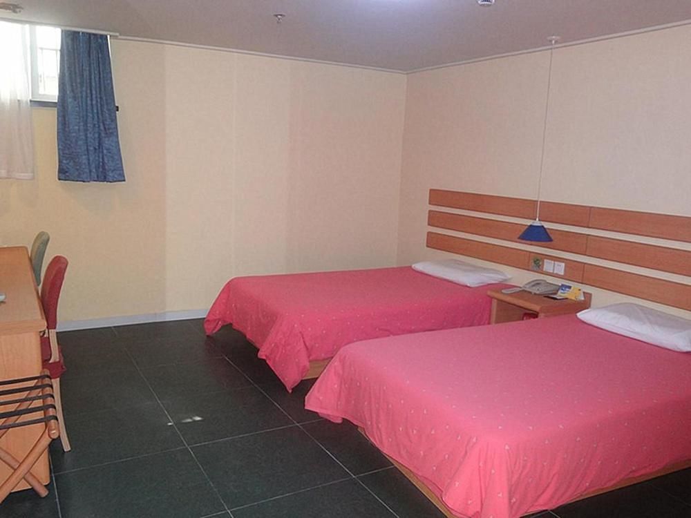 Inns Quyang Business Center Dabaishu Subway Station Branch Hotel