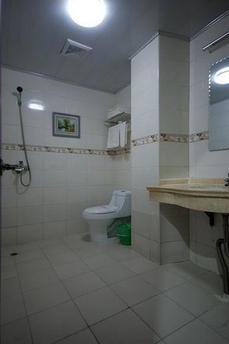 Soho Bund International Youth Hostel