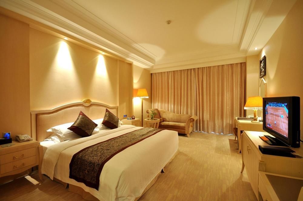 Hotel Nanjiao Hotel Shanghai 5*