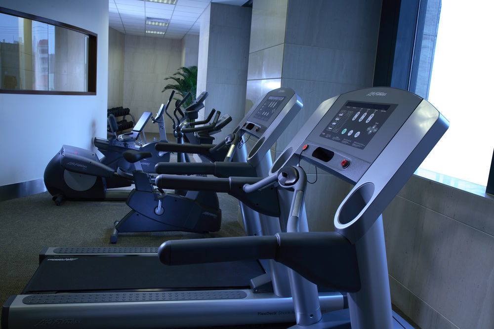 Hotel Grand Mercure Hongqiao 5*