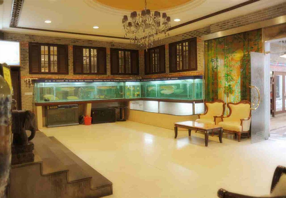 Lianbang Hotel 2*
