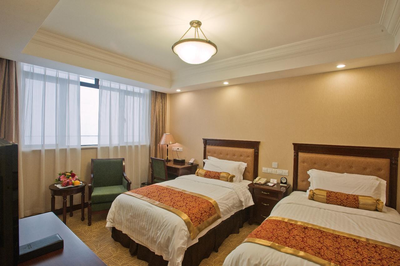 Jin Jiang Pacific Otel Şanghay