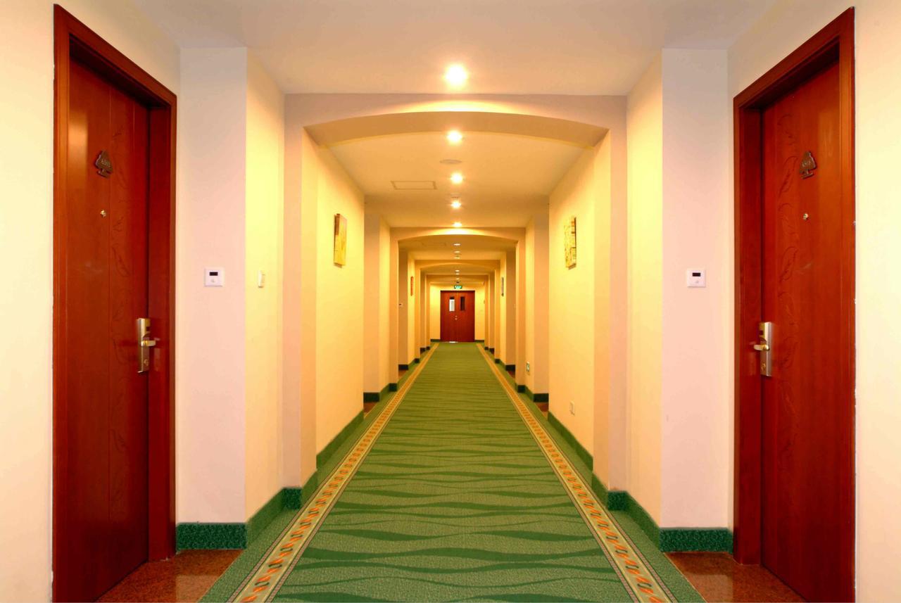 Greentree Changyang Road Jiangpu Park Metro Station Business Shanghai