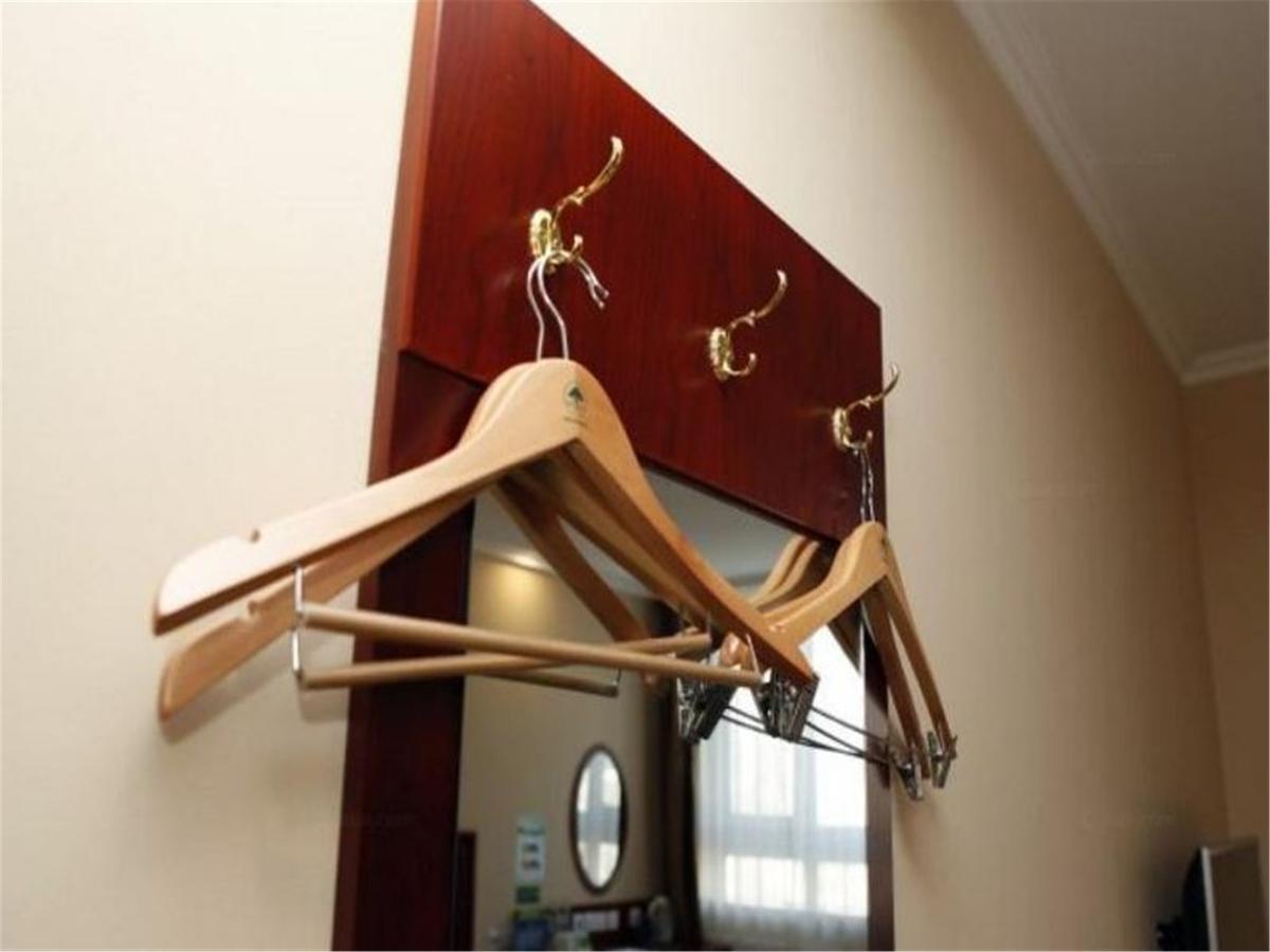 Greentree Changyang Road Jiangpu Park Metro Station Business Hotel Shanghai