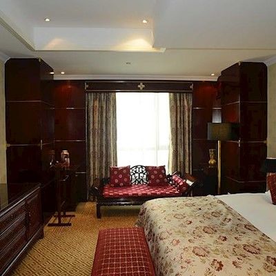 Hotel Pod The Bund Guangdong Road 4*