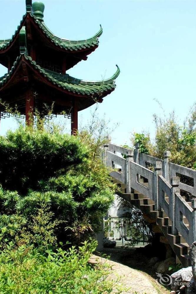 Jingyuan Waterworld