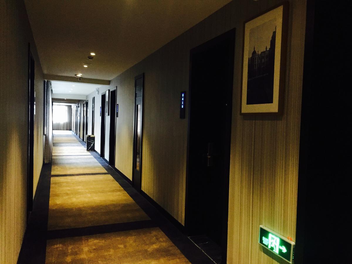 Yitel Pudong Airport Chuansha Branch 4*