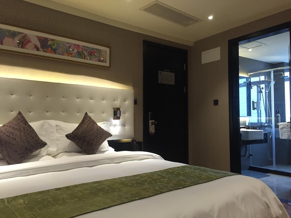 Yitel Pudong Airport Chuansha Branch Hotel
