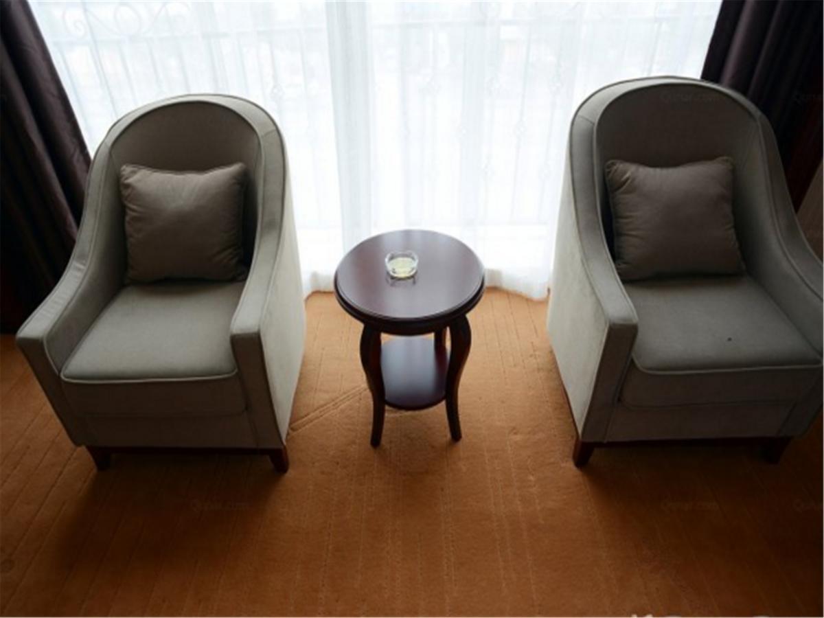 Vienna International Pudong Huinan Hotel 4*