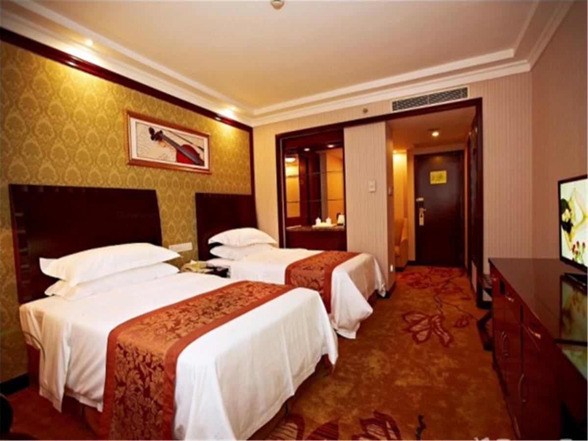 Vienna International Train Station Hotel