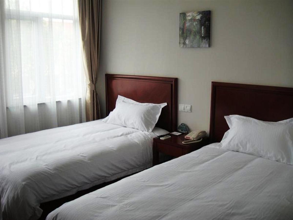 Greentree Expo Site South Yanggao Road Subway Station Express 2*