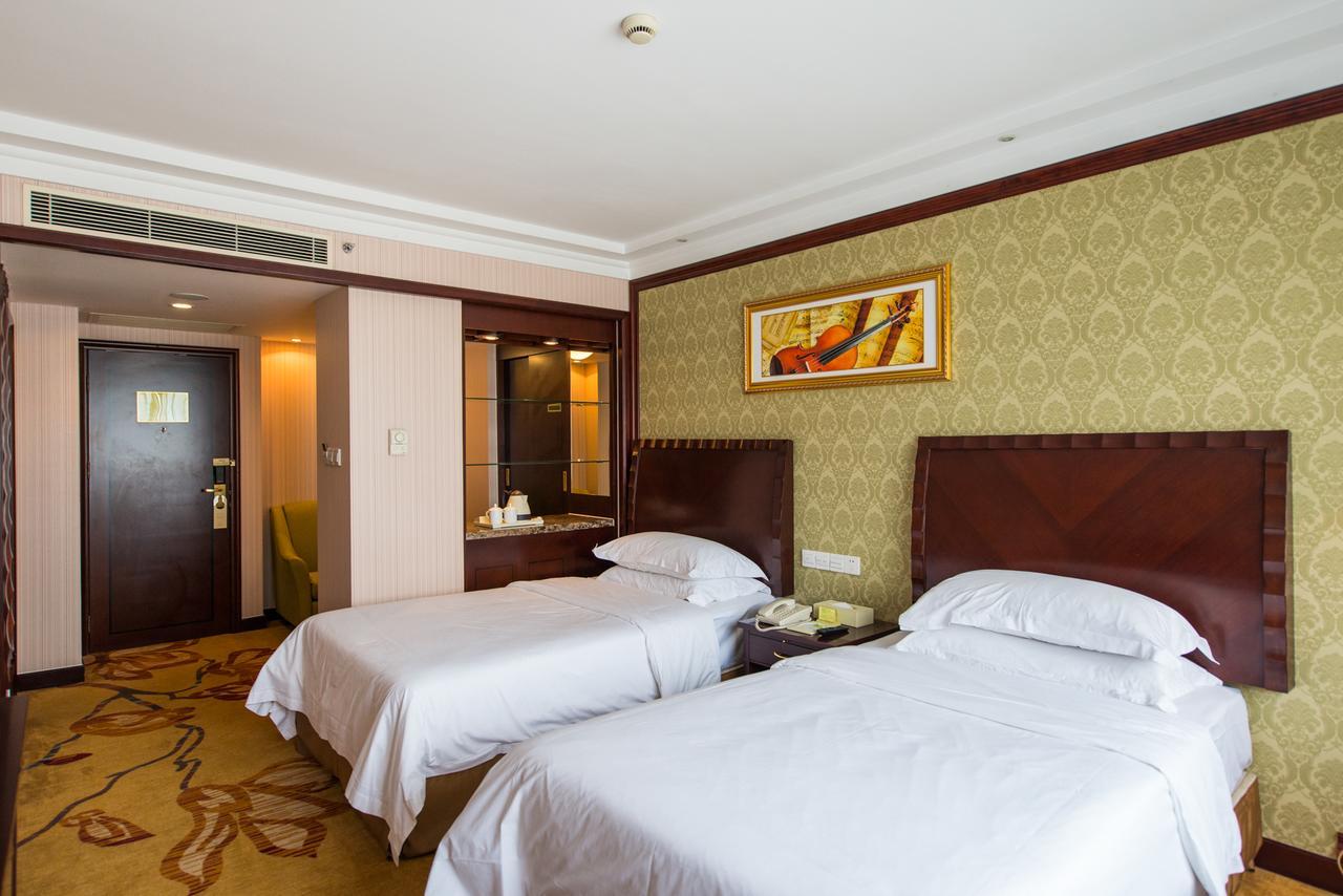 Vienna International Train Station Hotel Shanghai