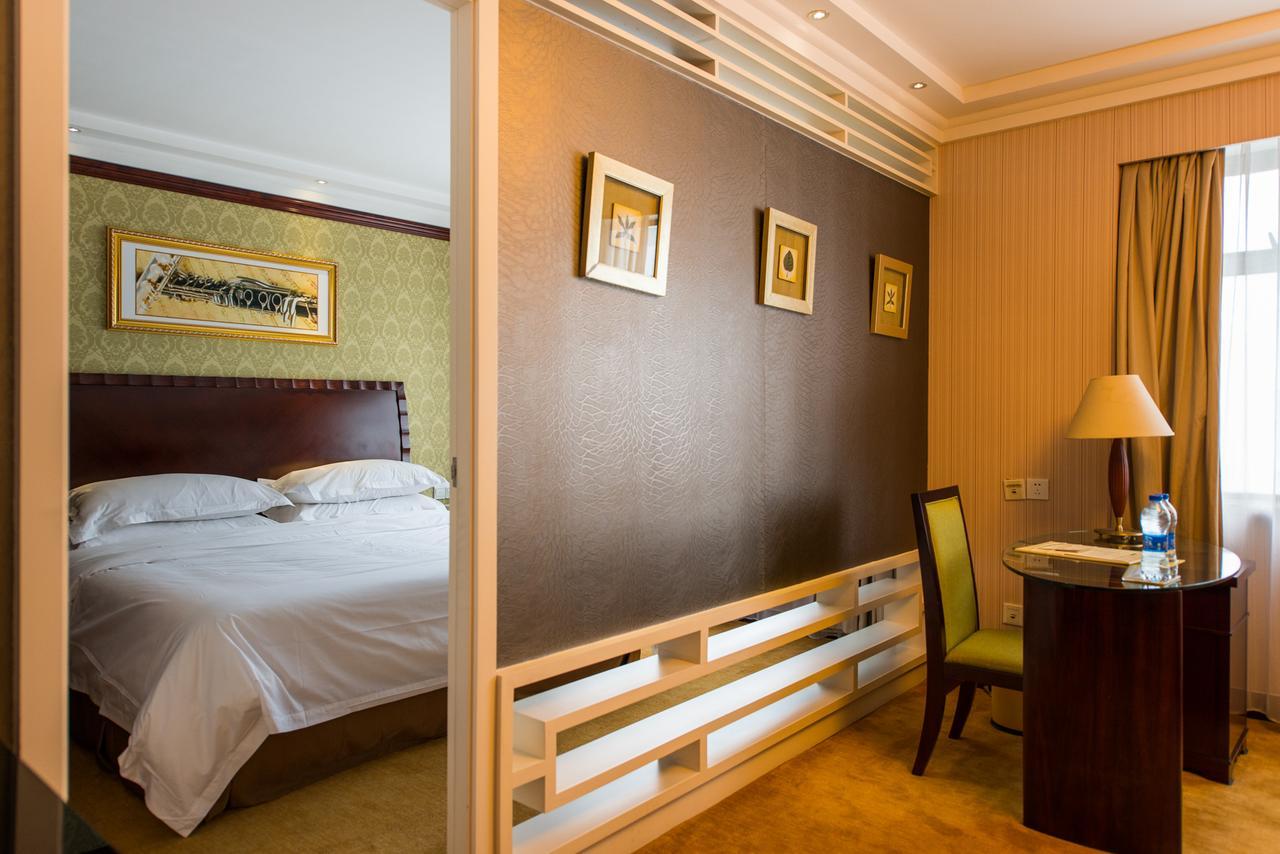 Hotel Vienna International Train Station