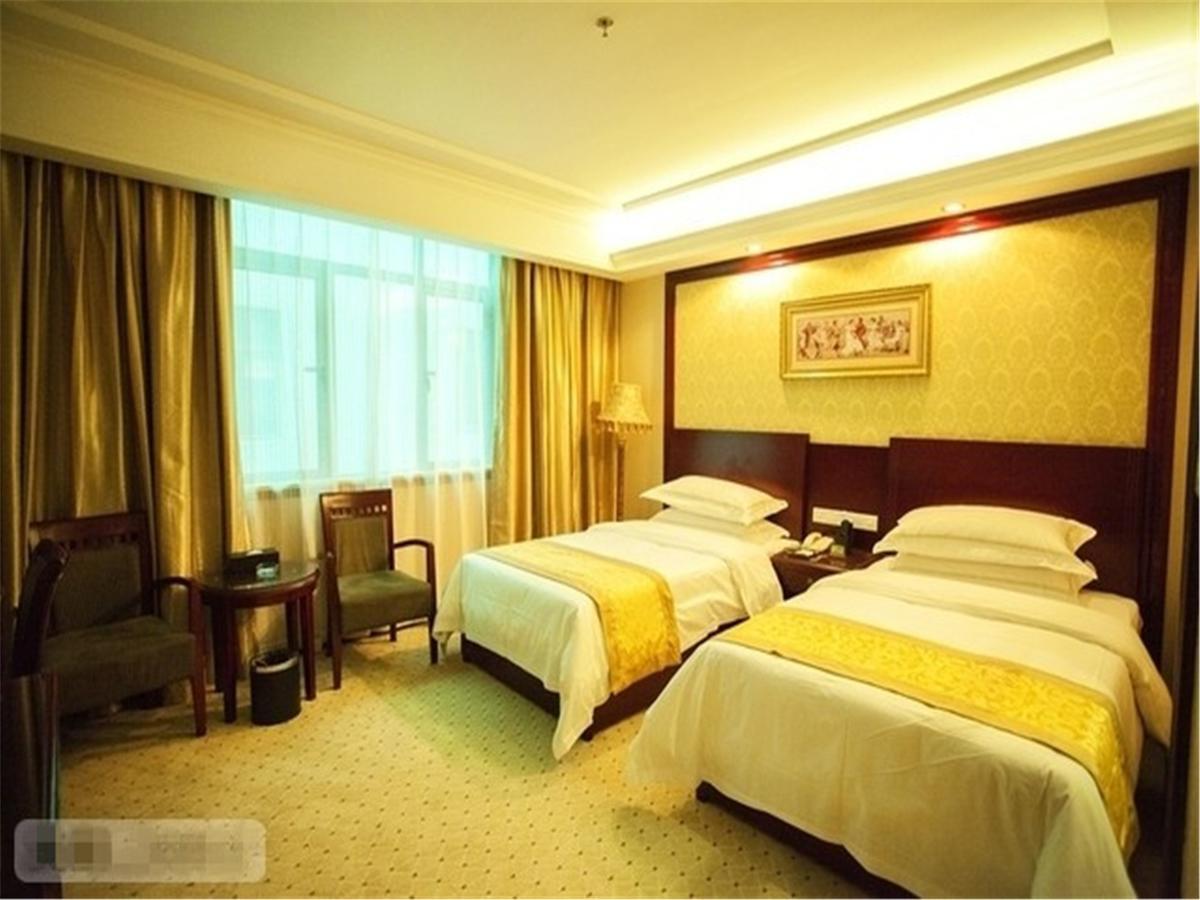 Vienna International Hengshan Road 4*
