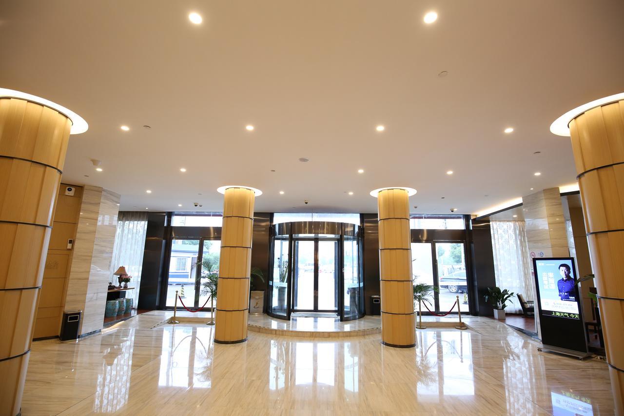 Crown Crystal Shanghai