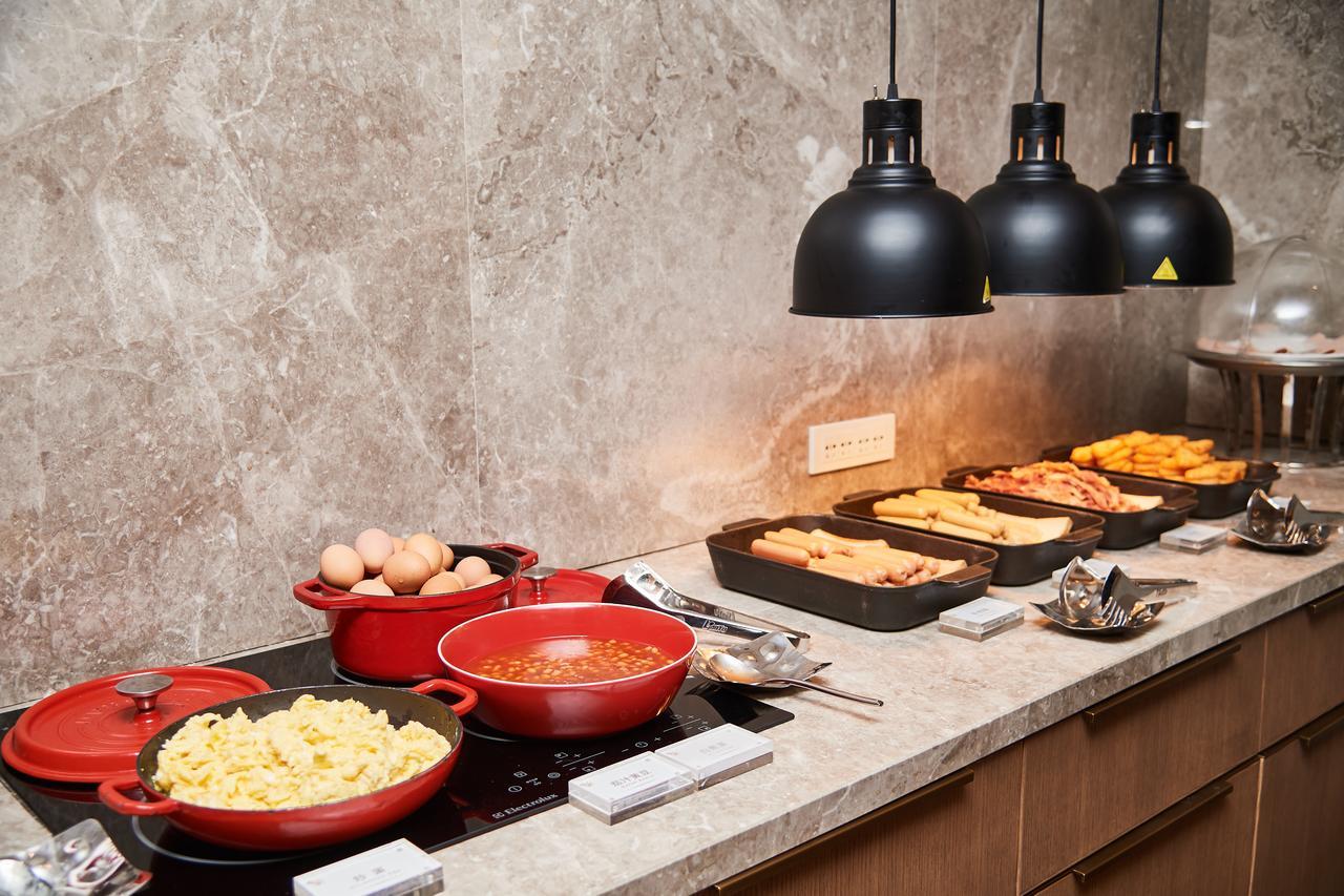 Metropolo Classiq, Shanghai, Ymca-people Square Hotel 4*
