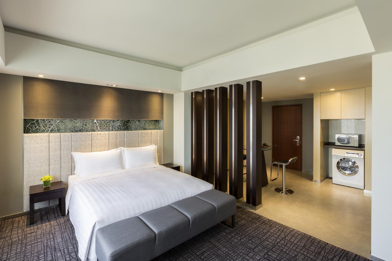 Grand Mercure Hongqiao Hotel 5*