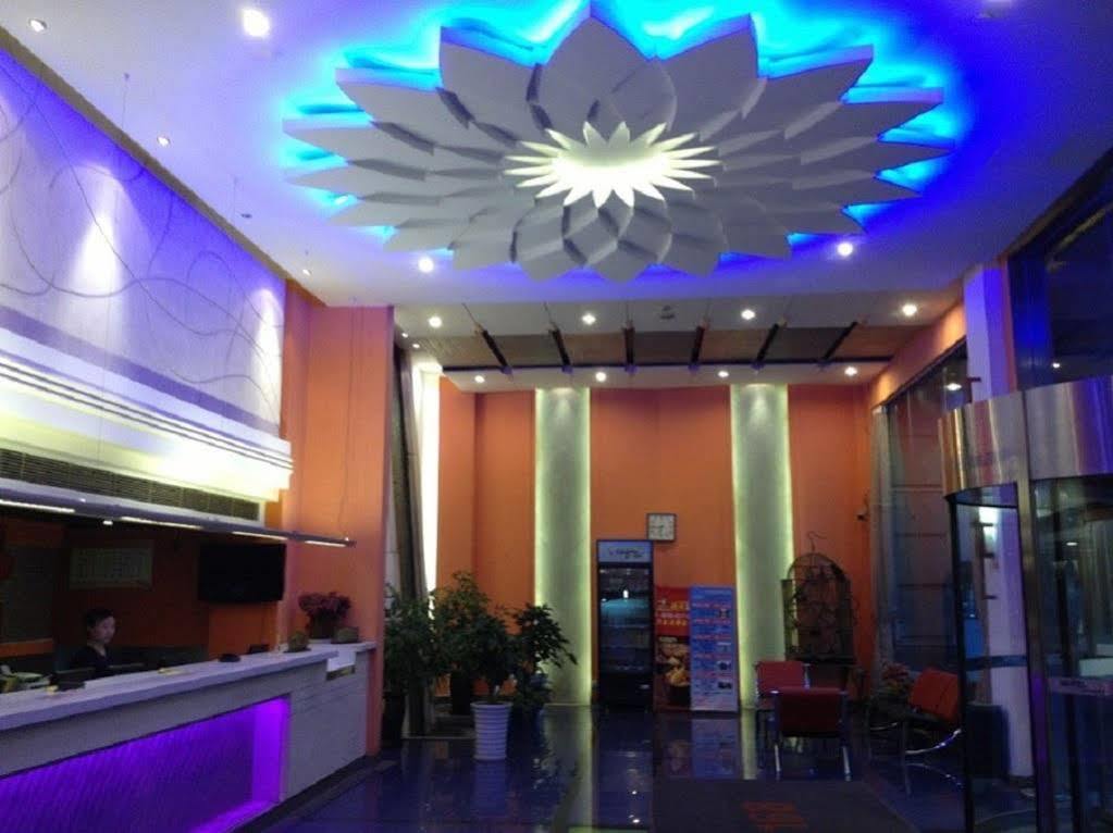 Motel 168 Shangcheng Branch Xangai
