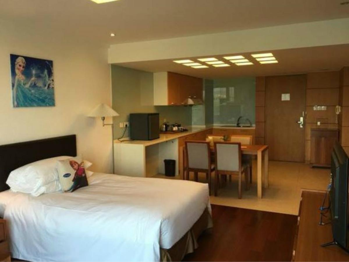 Gloria Plaza Kangqiao Shanghai