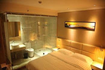 Hotel Fish East Nanjing Road