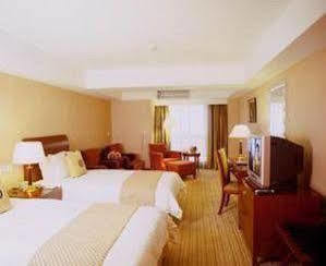 Onehome Yalong International Hotel