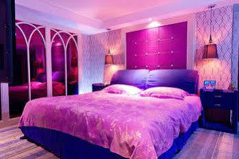 Bodi Boutique 3*