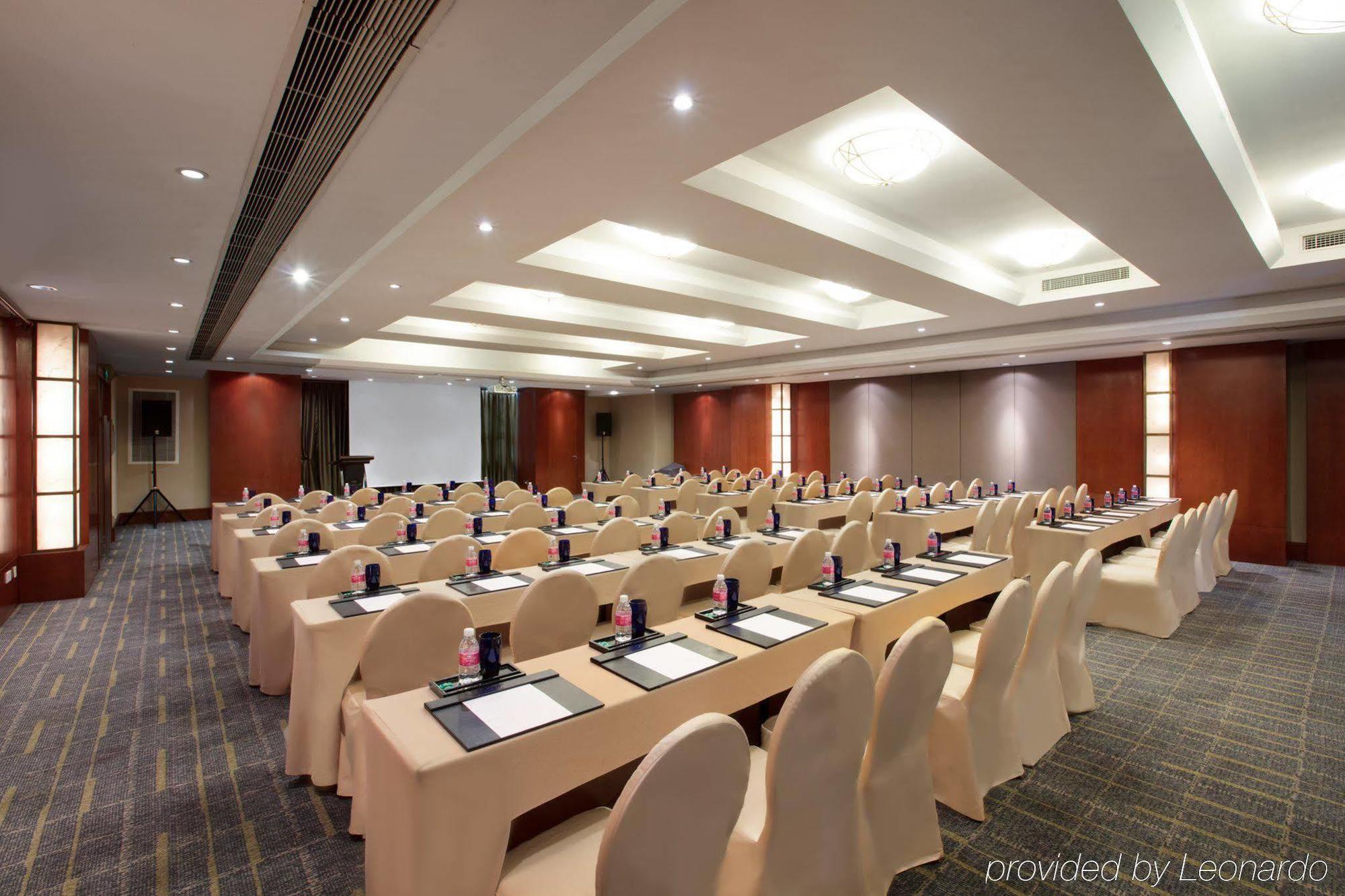 Parkline Century Park Hotel