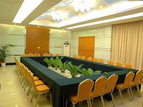 Greentree Alliance Anting Zhaofeng Road Subway Station Hotel Shanghai