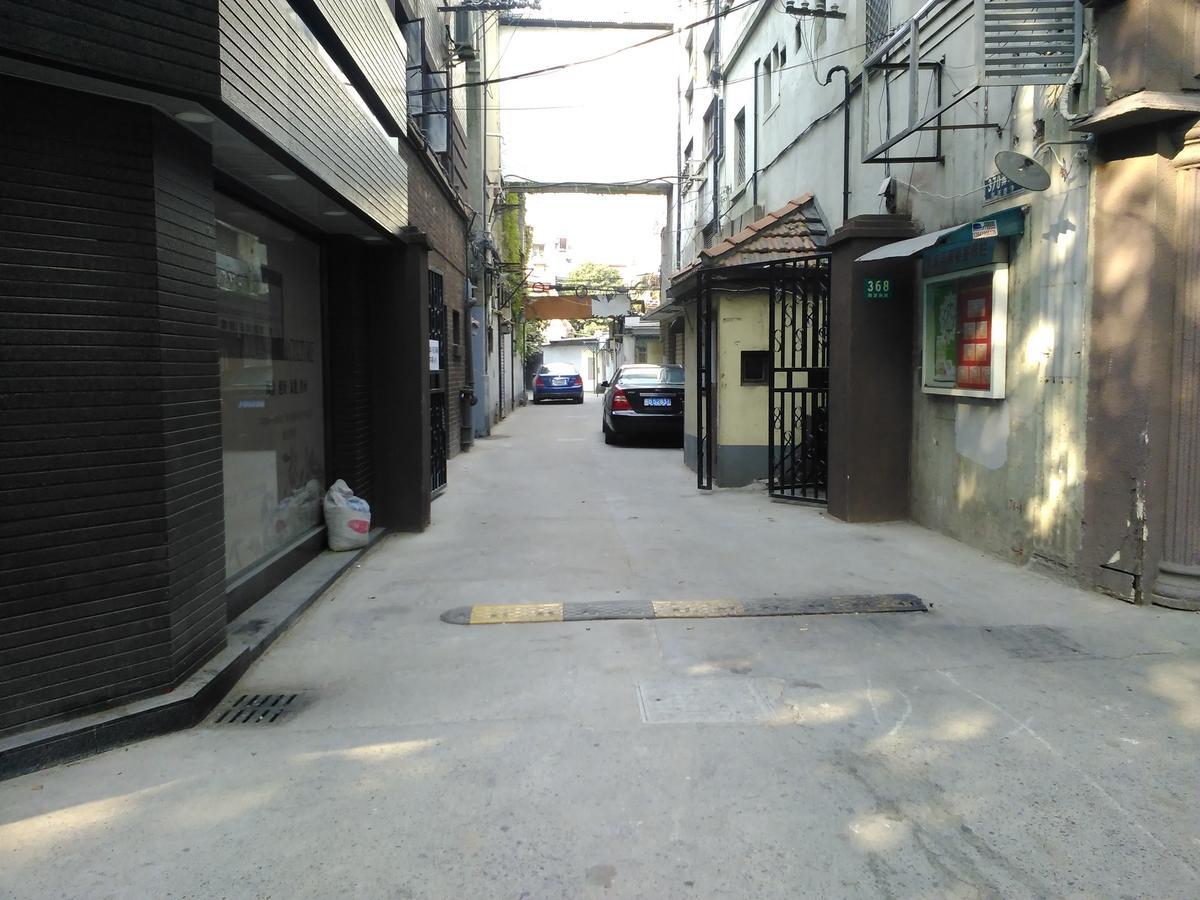 Lane 里弄公寓 Apartment *