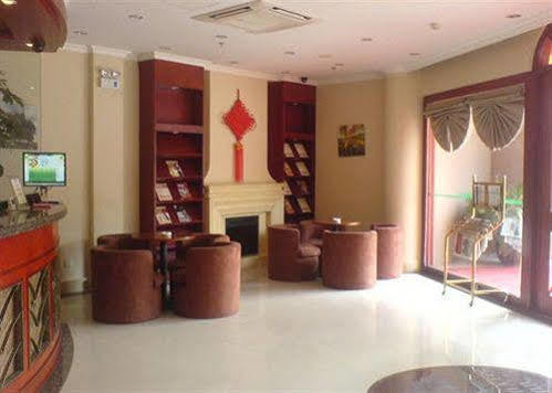 Greentree Nanqiao Middle Renmin Road Express Hotel 2*
